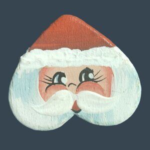 Santa Claus Christmas Pin Brooch Holiday Jewelry Hand Painted Heart Face Tolle
